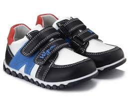 Chlapčenské jarné topánky, čierno-červené