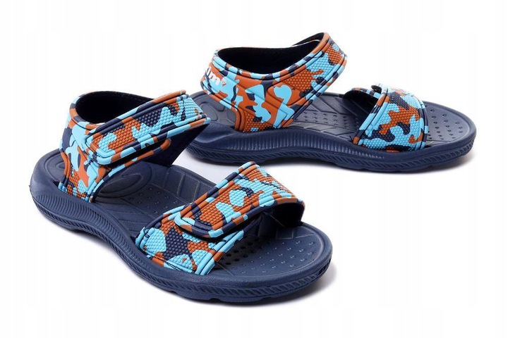 Chlapčenské gumené sandále, hnedé